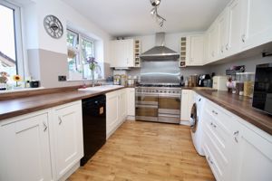 Kitchen- click for photo gallery